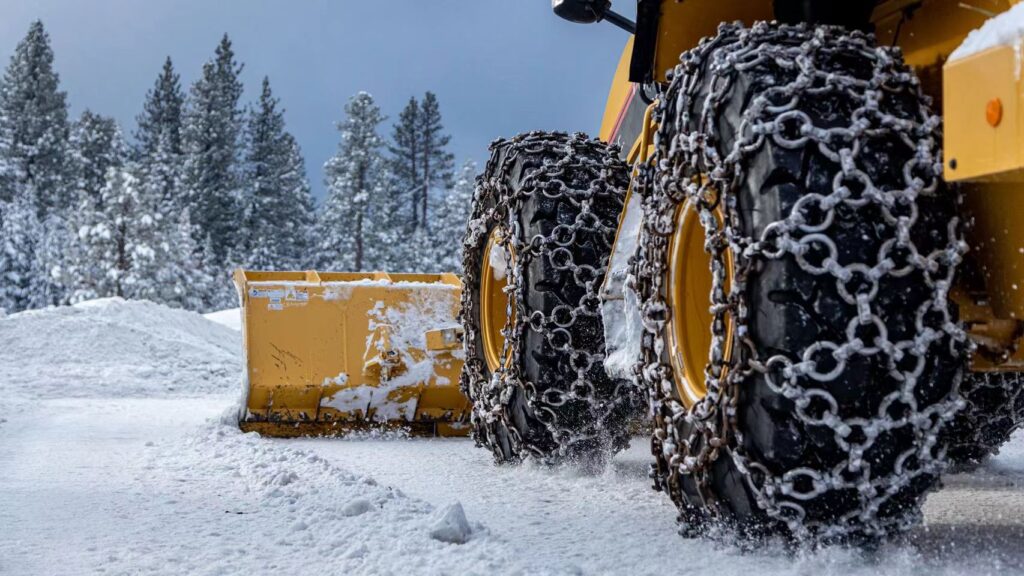 Snow chains and traction chains used